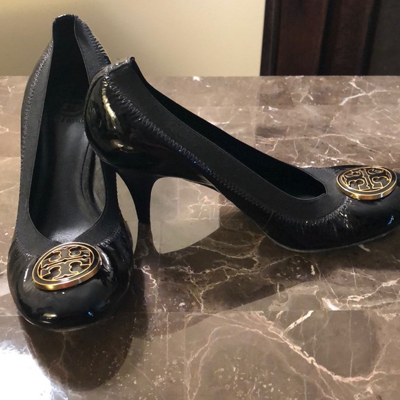 Tory Burch Black Patent Leather Heels - Picture 2 of 5